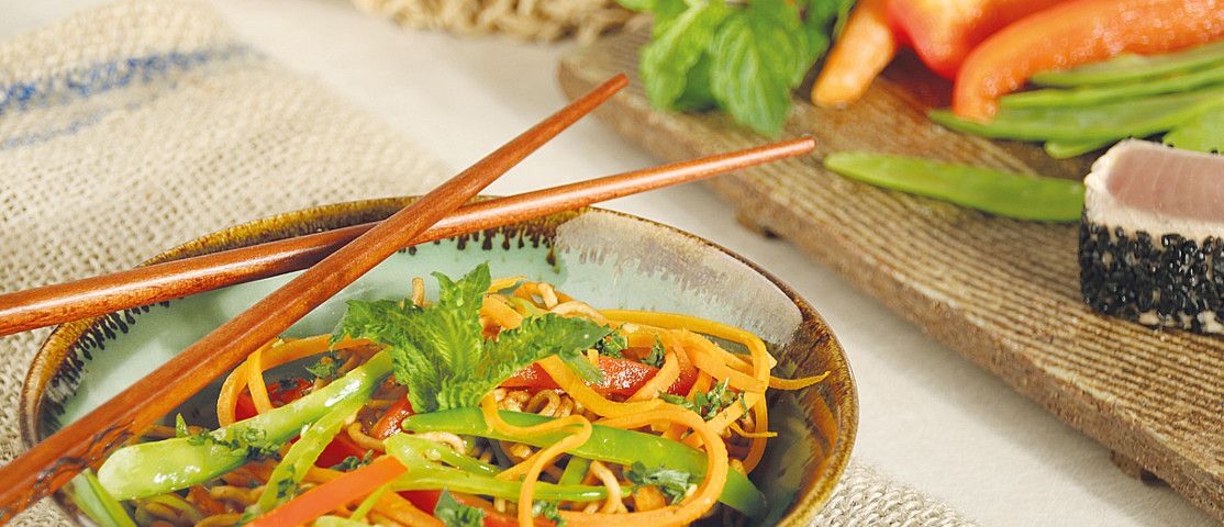 Asiatischer Mie-Nudel-Salat