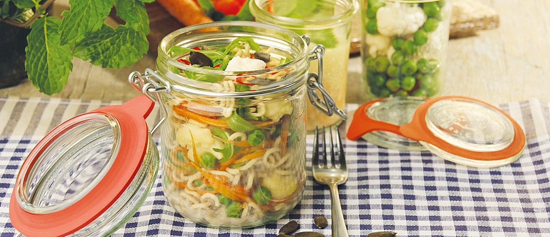 Mie-Noodle-Salat mit Orangendressing